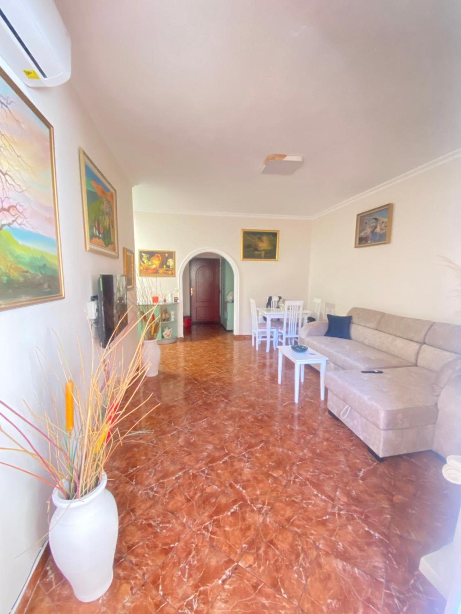 Apartament Cozy At Center