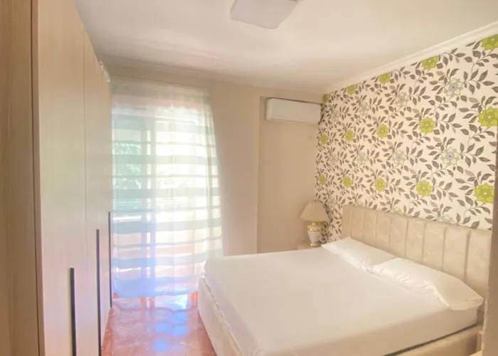 Cozy Apartment At Tirana Center